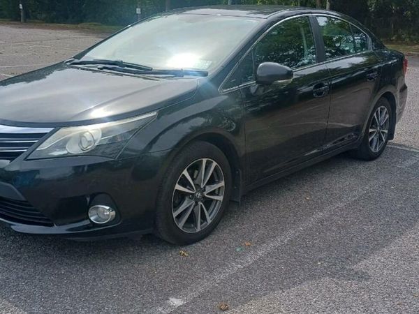 Toyota Avensis Saloon, Diesel, 2015, Black