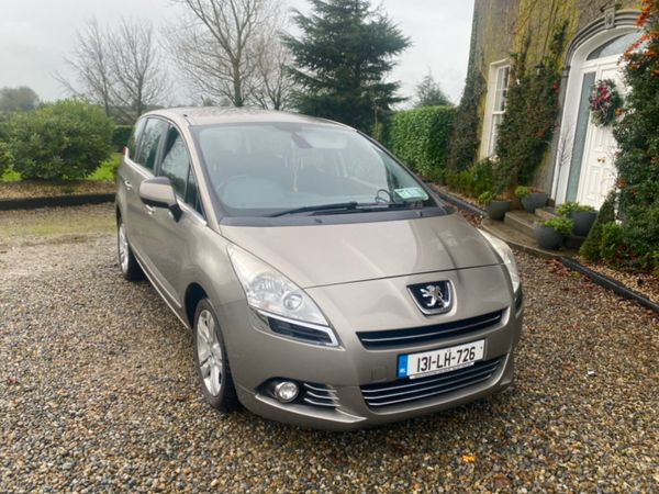 Peugeot 5008 MPV, Diesel, 2013, Grey