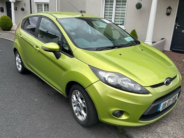 Ford Fiesta Hatchback, Petrol, 2009, Green