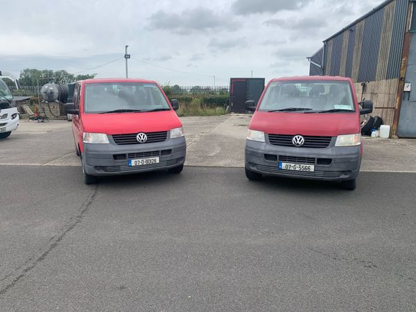 Volkswagen Shuttle Minibus, Diesel, 2007, Red