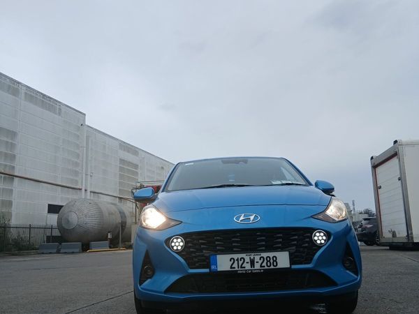 Hyundai i10 Hatchback, Petrol, 2021, Blue