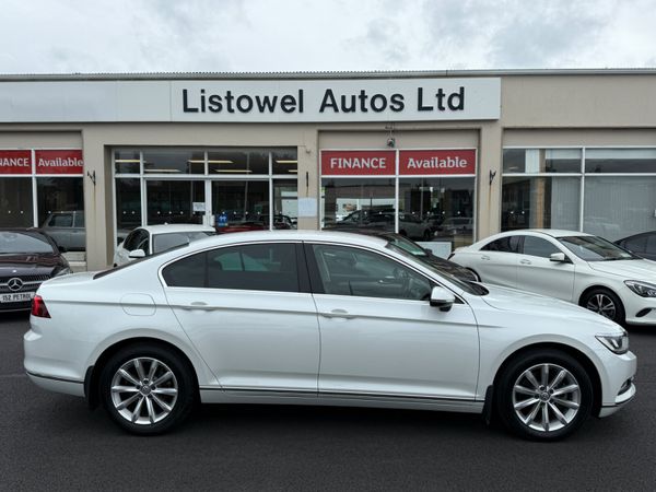 Volkswagen Passat Saloon, Petrol, 2017, White