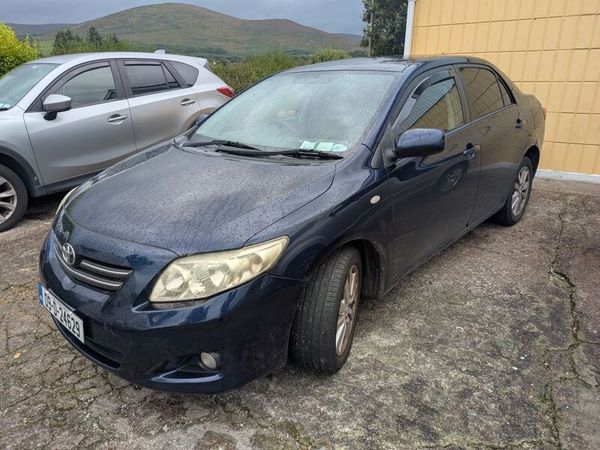 Toyota Corolla Saloon, Petrol, 2009, Blue