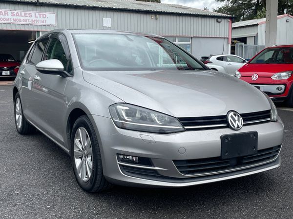 Volkswagen Golf Hatchback, Petrol, 2015, Silver