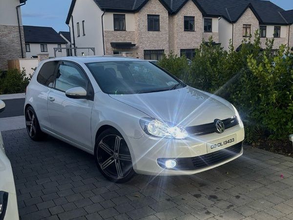 Volkswagen Golf Hatchback, Diesel, 2009, White