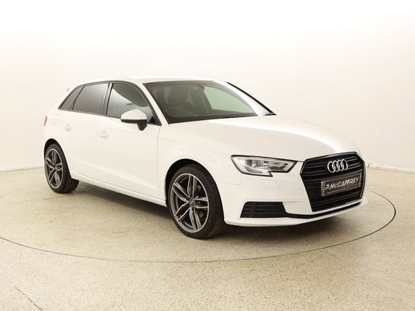 Audi A3 Hatchback, Diesel, 2017, White