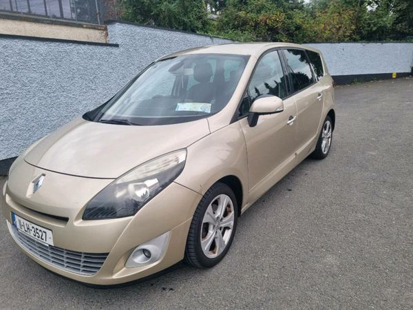 Renault Grand Scenic MPV, Diesel, 2011, Gold