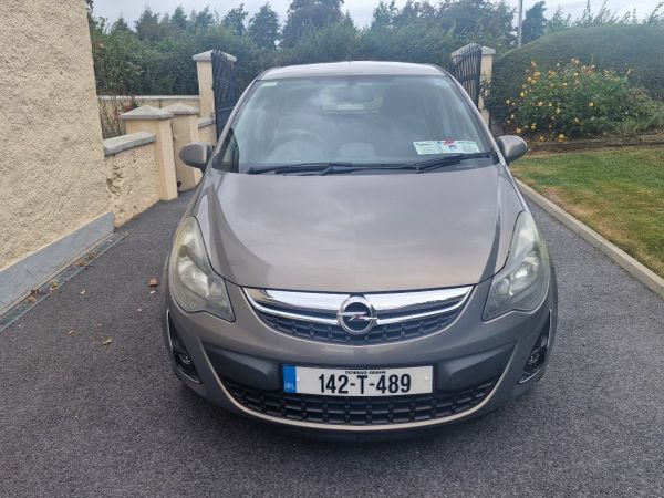 Opel Corsa Hatchback, Petrol, 2014, Brown
