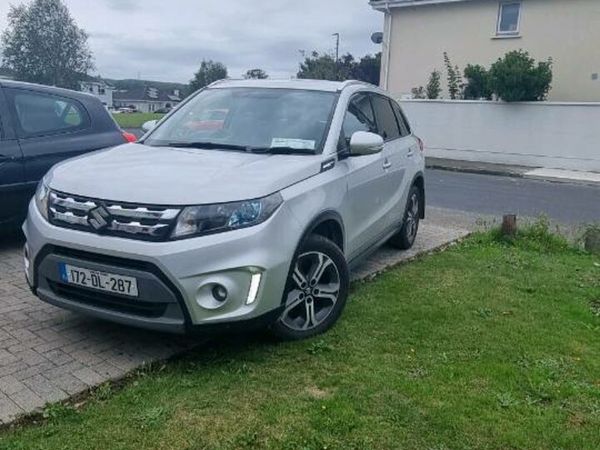 Suzuki Vitara SUV, Diesel, 2017, Grey
