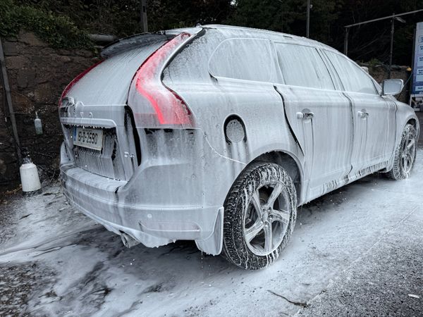Volvo XC60 SUV, Diesel, 2015, Black