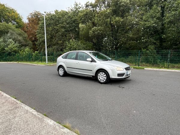 Ford Focus Hatchback, Petrol, 2007, Silver