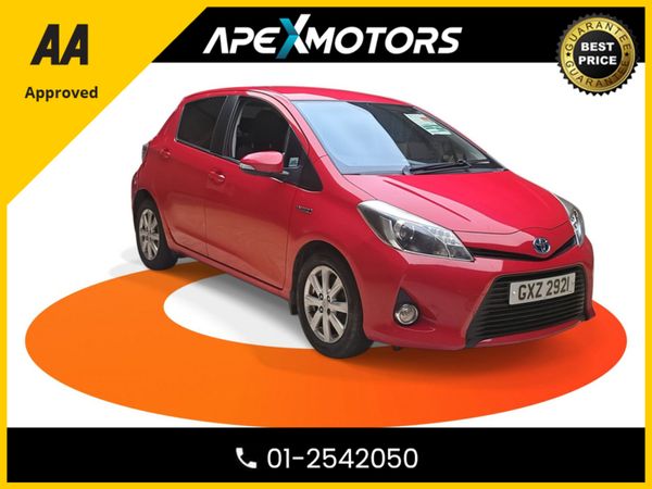 Toyota Yaris Hatchback, Petrol Hybrid, 2014, Red