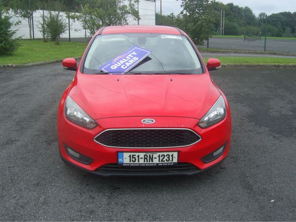 Ford Focus Hatchback, Diesel, 2015, Red