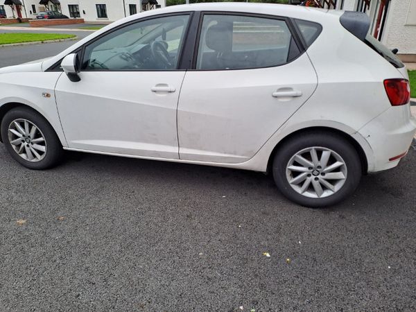 SEAT Ibiza Hatchback, Diesel, 2014, White