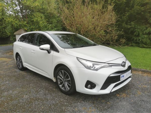 Toyota Avensis Estate, Diesel, 2018, White