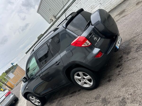 Toyota RAV4 SUV, Petrol, 2007, Grey