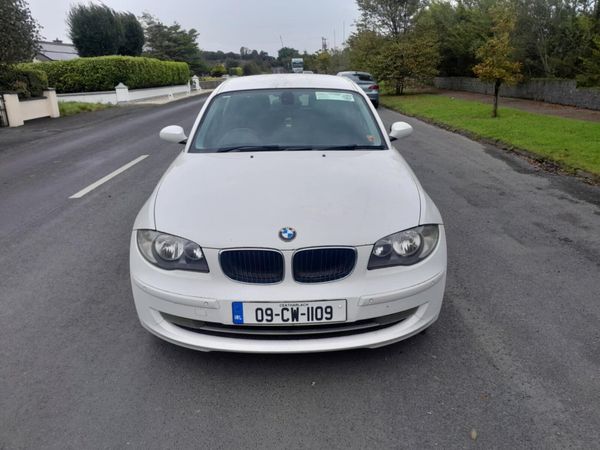 BMW 1-Series Hatchback, Diesel, 2009, White