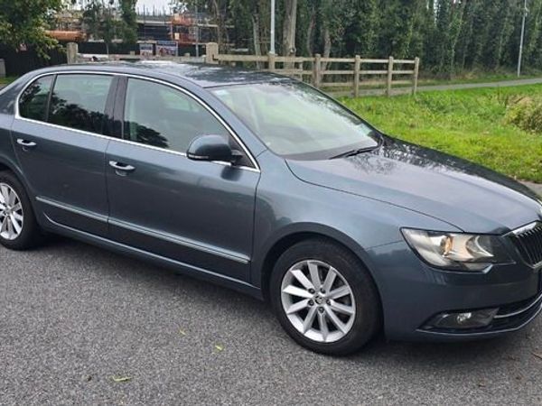 Skoda Superb Saloon, Diesel, 2015, Grey