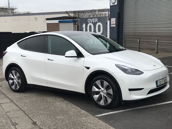 Tesla Model Y MPV, Electric, 2023, White