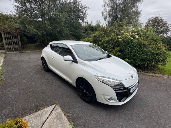 Renault Megane Coupe, Diesel, 2013, White