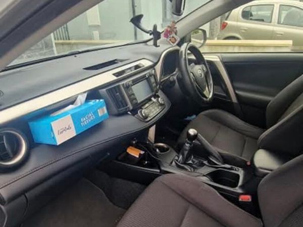 Toyota RAV4 SUV, Diesel, 2014, Silver