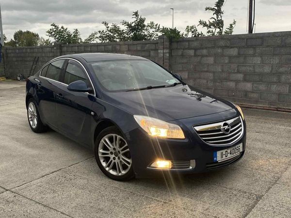 Opel Insignia Saloon, Diesel, 2011, Blue