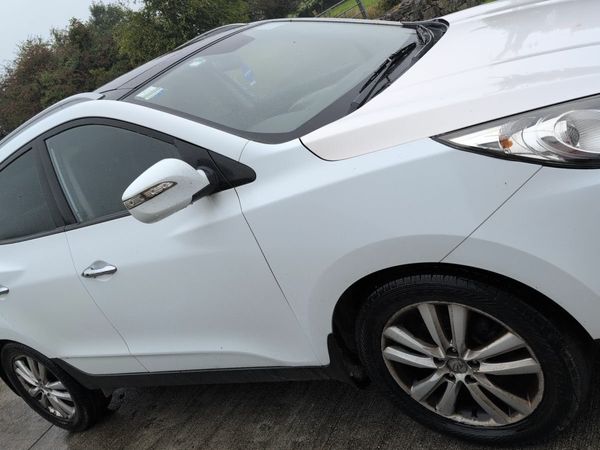Hyundai ix35 SUV, Diesel, 2010, White