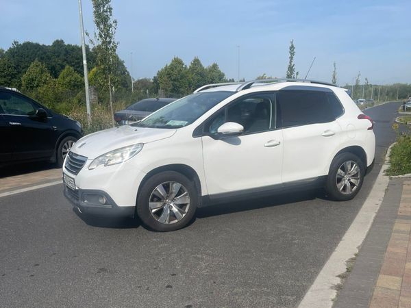 Peugeot 2008 SUV, Petrol, 2015, White