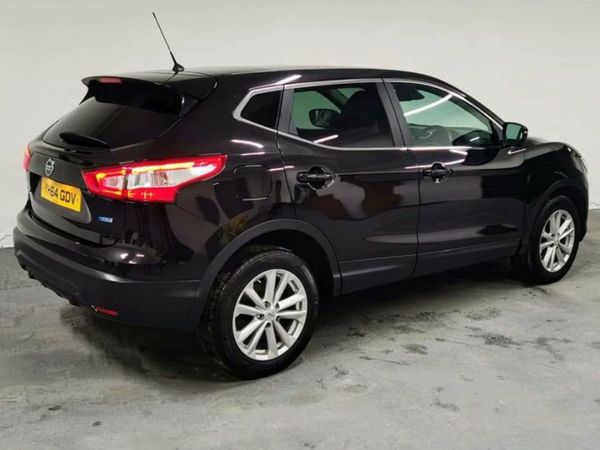 Nissan Qashqai SUV, Diesel, 2014, Black