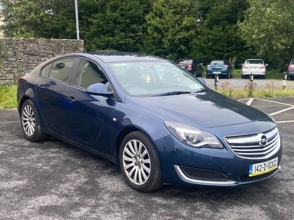Opel Insignia Hatchback, Diesel, 2014, Blue