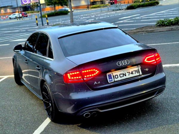 Audi A4 Saloon, Diesel, 2010, Grey