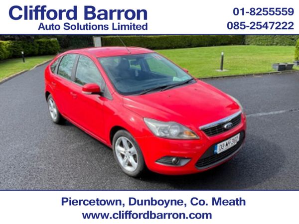 Ford Focus Hatchback, Petrol, 2008, Red