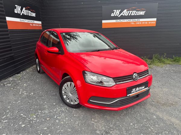 Volkswagen Polo Hatchback, Petrol, 2015, Red