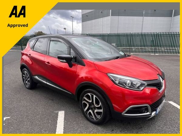 Renault Captur Hatchback, Petrol, 2017, Red