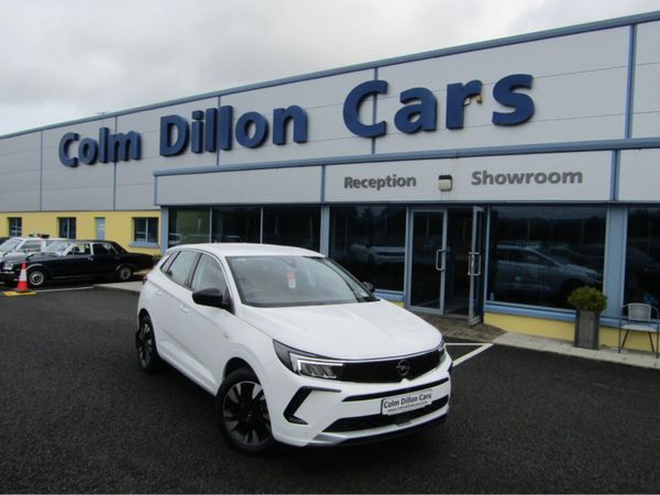 Opel Grandland MPV, Diesel, 2023, White