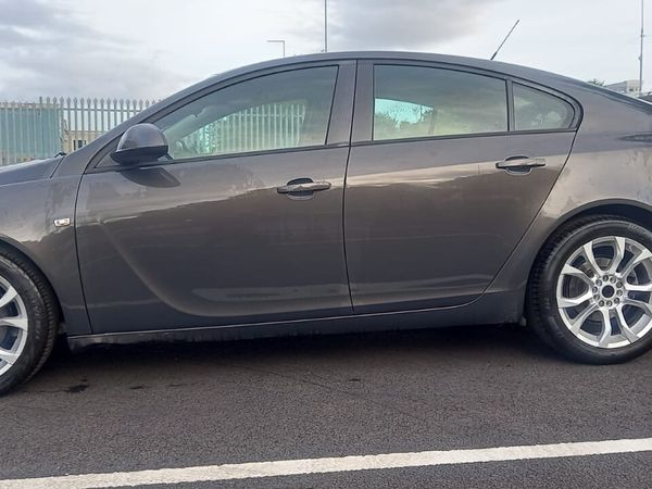 Opel Insignia Hatchback, Diesel, 2014, Grey