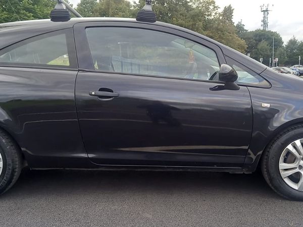 Vauxhall Corsa Hatchback, Petrol, 2009, Black