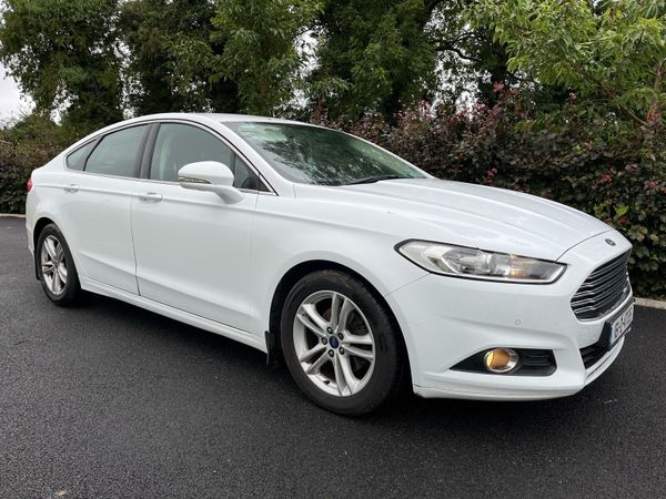 Ford Mondeo Hatchback, Diesel, 2016, White