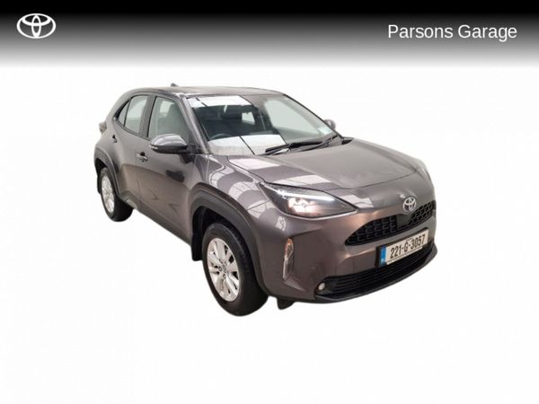 Toyota Yaris Cross Hatchback, Petrol Hybrid, 2022, Grey