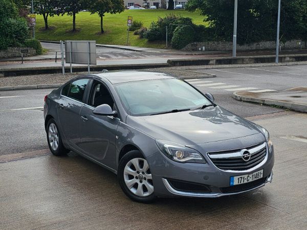 Opel Insignia Saloon, Diesel, 2017, Grey