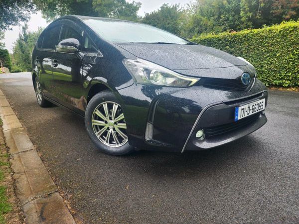 Toyota Prius MPV, Petrol Hybrid, 2017, Black