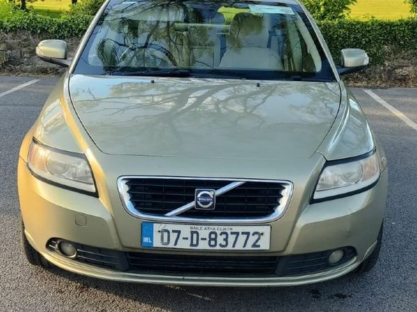 Volvo S40 Saloon, Diesel, 2007, Green