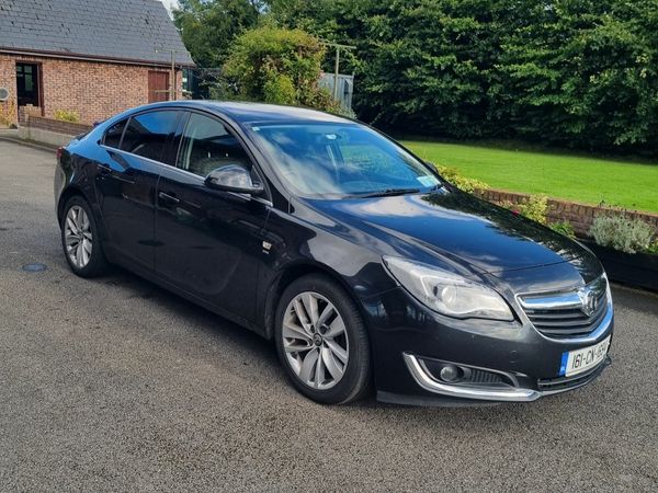 Vauxhall Insignia Hatchback, Diesel, 2016, Black