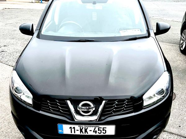 Nissan Qashqai Hatchback, Diesel, 2011, Black