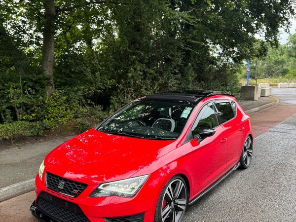 SEAT Leon Estate, Petrol, 2016, Red