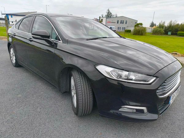 Ford Mondeo Hatchback, Diesel, 2016, Black
