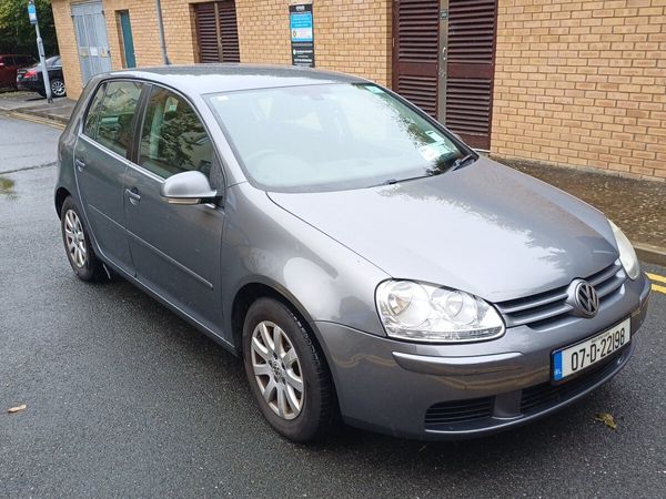 Volkswagen Golf Hatchback, Petrol, 2007, Grey