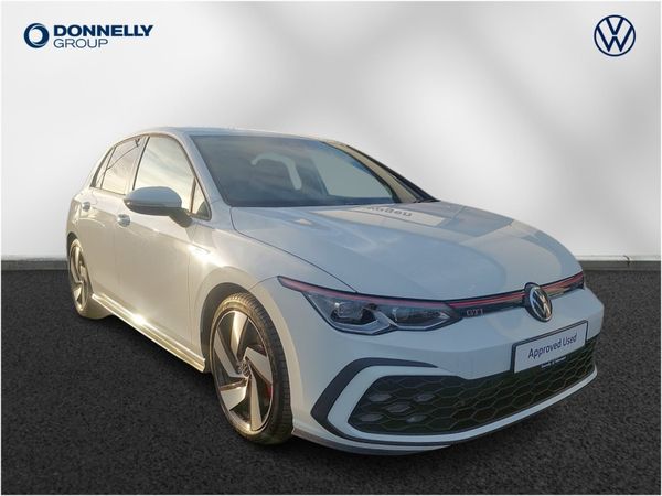 Volkswagen Golf Hatchback, Petrol, 2020, White
