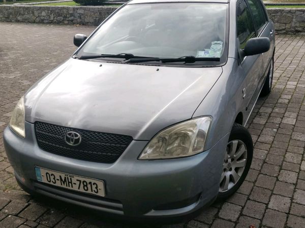 Toyota Corolla Hatchback, Petrol, 2003, Grey