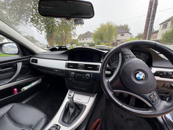 BMW 3-Series Saloon, Diesel, 2010, Blue
